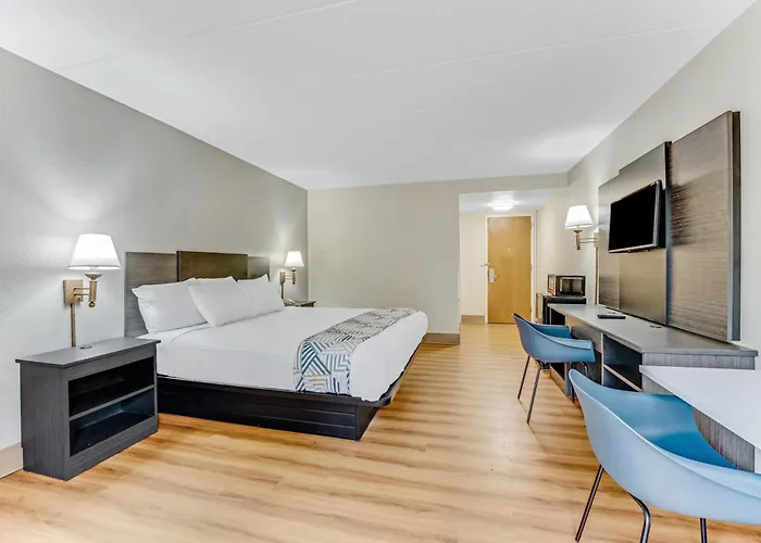 Queen Suite